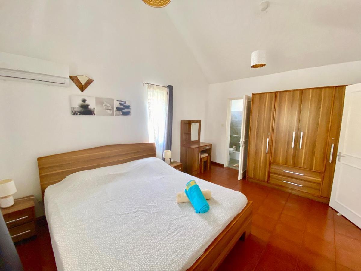 Beachfront In A Beautiful And Secured Complex * Flic en Flac
