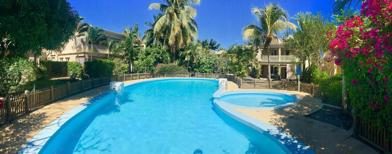 Beachfront In A Beautiful And Secured Complex Vakantiehuis *