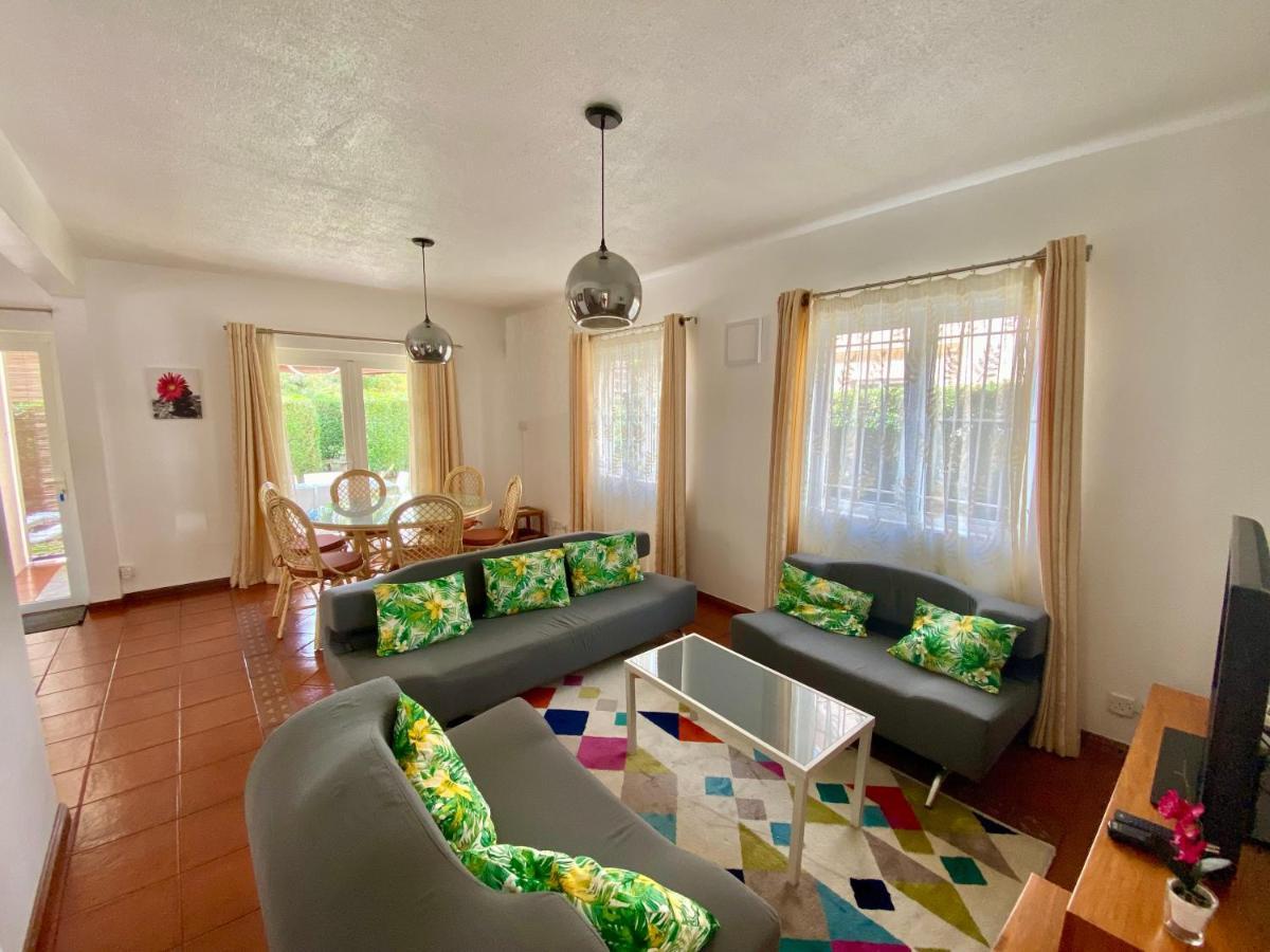 Beachfront In A Beautiful And Secured Complex * Flic-en-Flacq