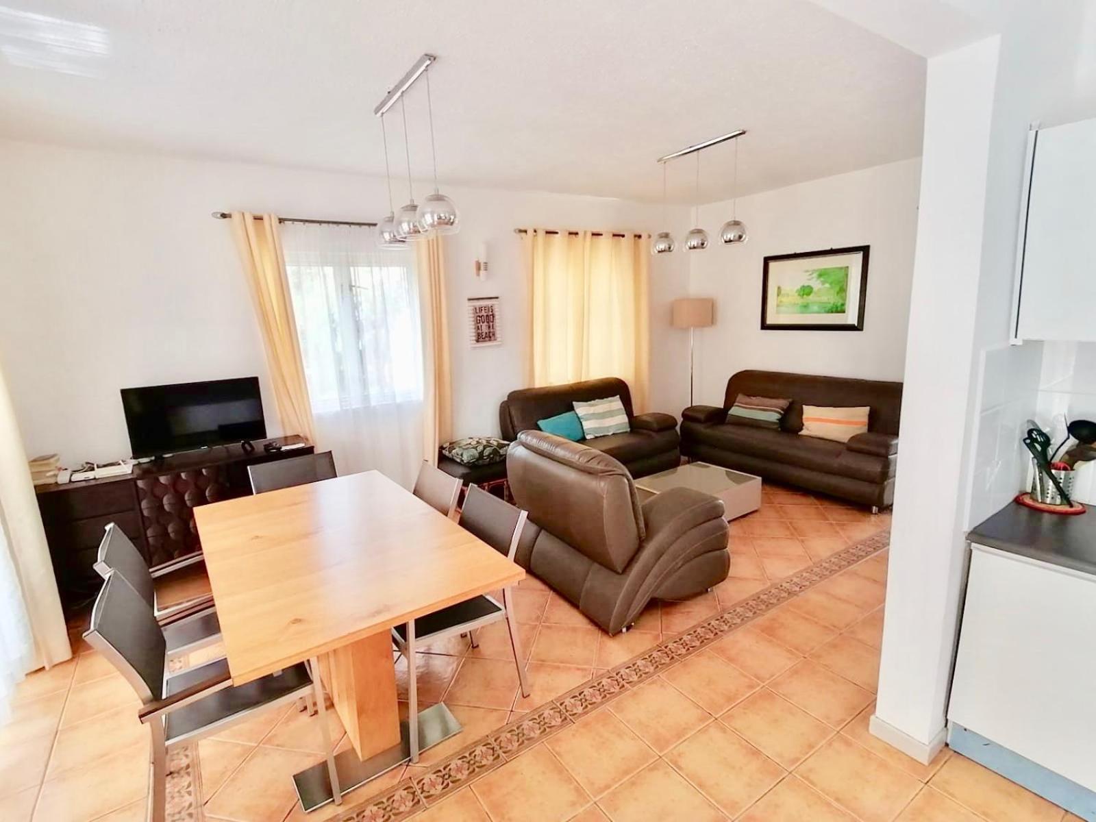 Beachfront In A Beautiful And Secured Complex Vakantiehuis