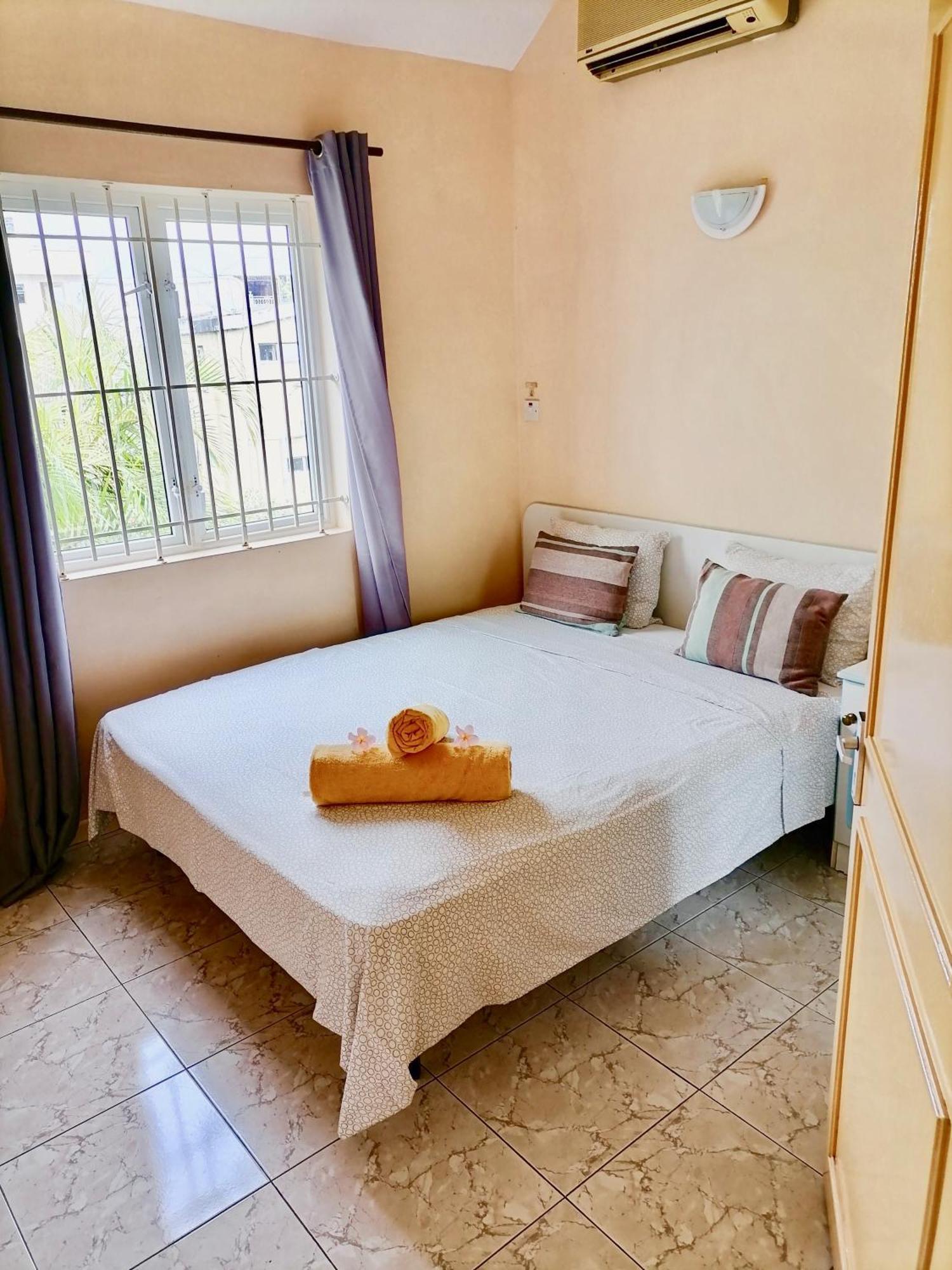 Beachfront In A Beautiful And Secured Complex Vakantiehuis Flic-en-Flacq
