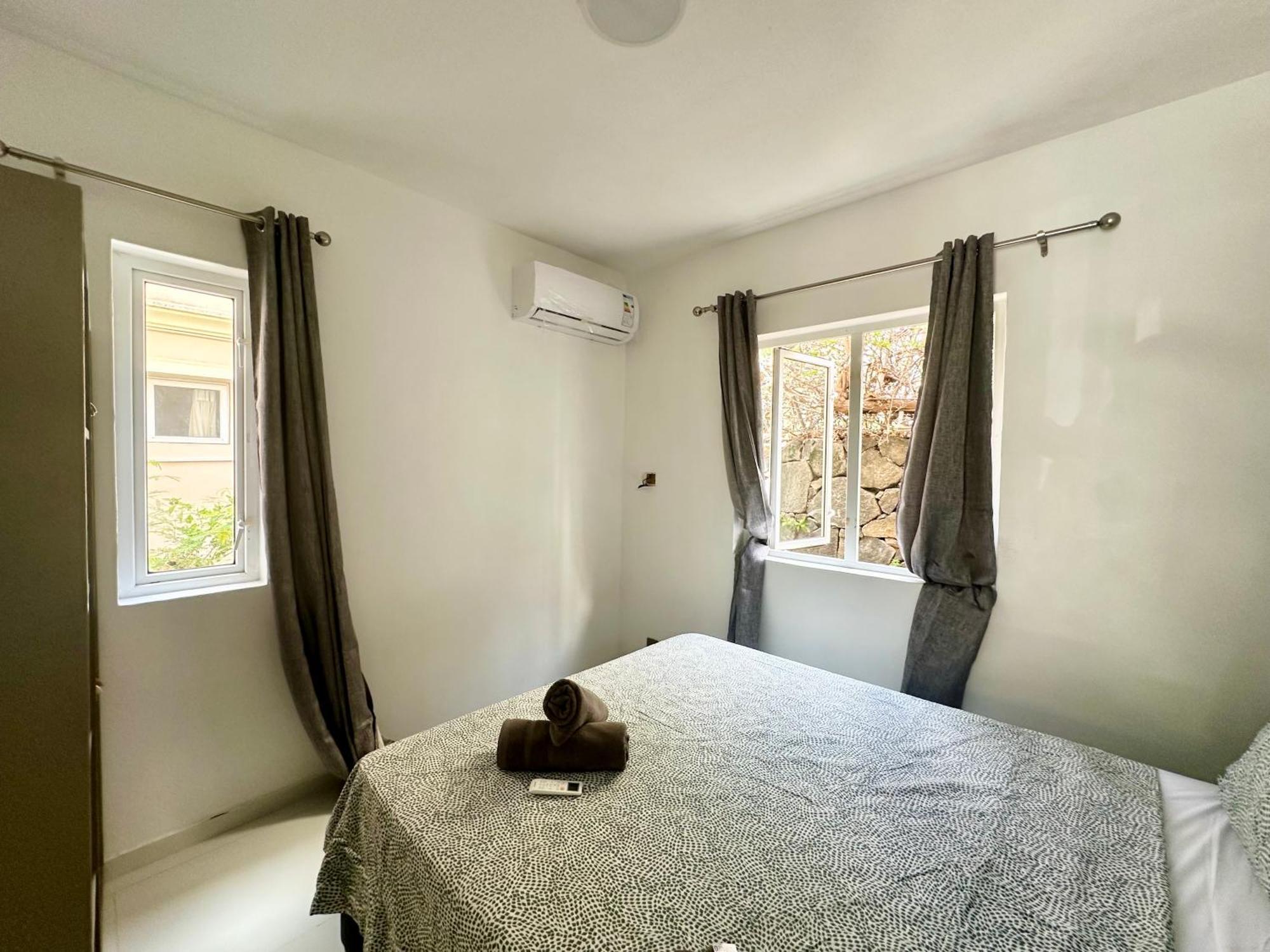 Beachfront In A Beautiful And Secured Complex Vakantiehuis Flic-en-Flacq